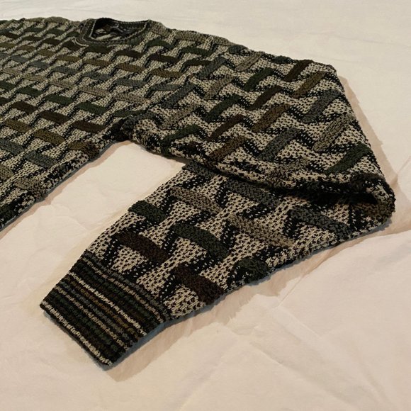 Vintage Unisex Neutral Sweater - Picture 2 of 5